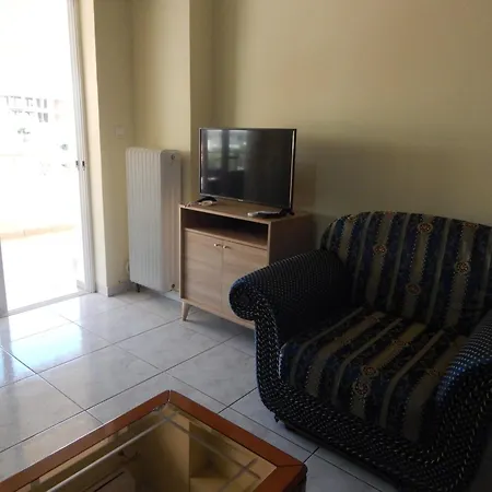 Angela's With Beautiful Balcony View Апартаменты *