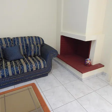 Angela's With Beautiful Balcony View Апартаменты *