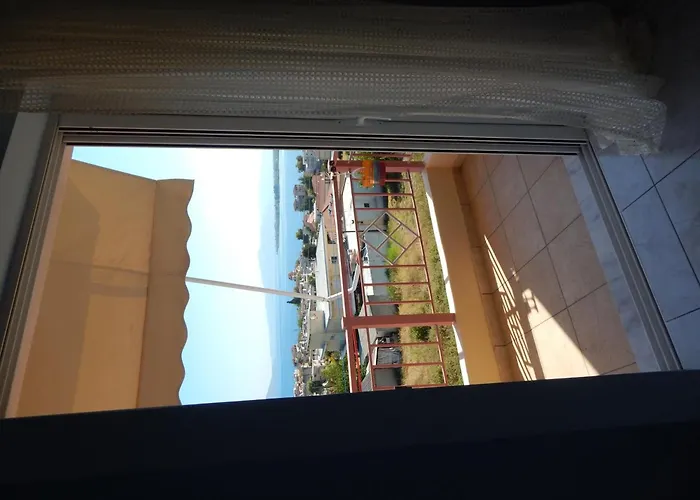 Angela's With Beautiful Balcony View Lejlighed *